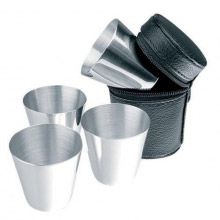 дорожный набор 4 рюмки в футляре по 20 гр. в кожаном чехле